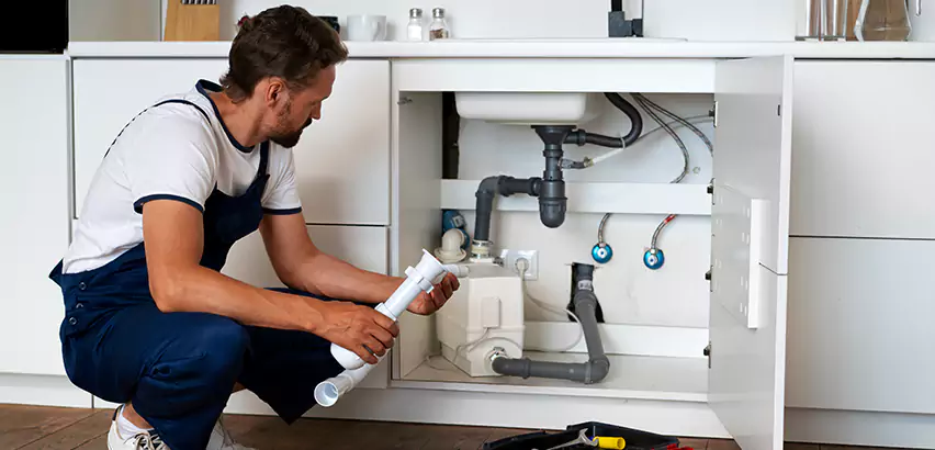 Plumbers for Frozen Pipes in Freeport